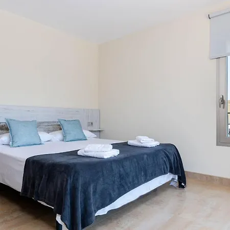 Dom wakacyjny Yourhouse Juan, Modern House At The In Mallorca North