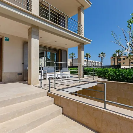 Dom wakacyjny Yourhouse Juan, Modern House At The In Mallorca North Can Picafort (Mallorca)