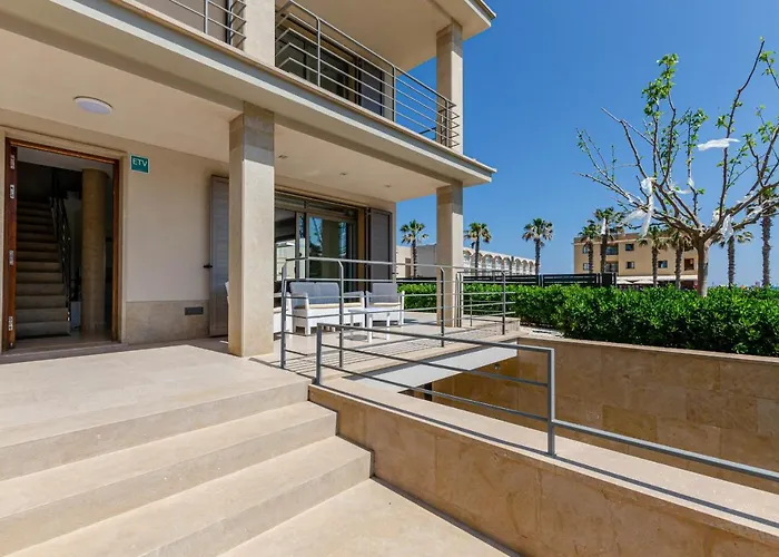 Dom wakacyjny Yourhouse Juan, Modern House At The In Mallorca North Can Picafort (Mallorca)