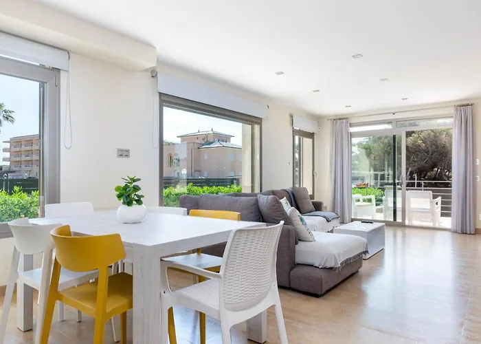 Yourhouse Juan, Modern House At The In Mallorca North Can Picafort (Mallorca)